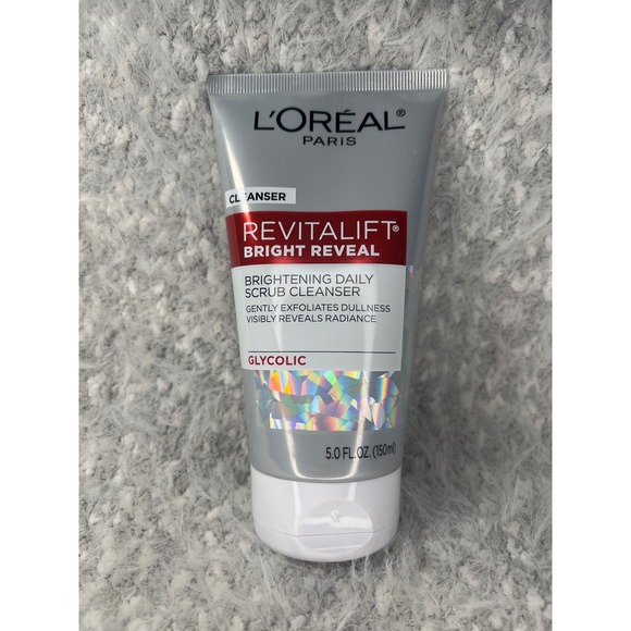 L'Oreal Other - LOreal Paris Revitalift Bright Reveal Glycolic Scrub Cleanser 5oz New